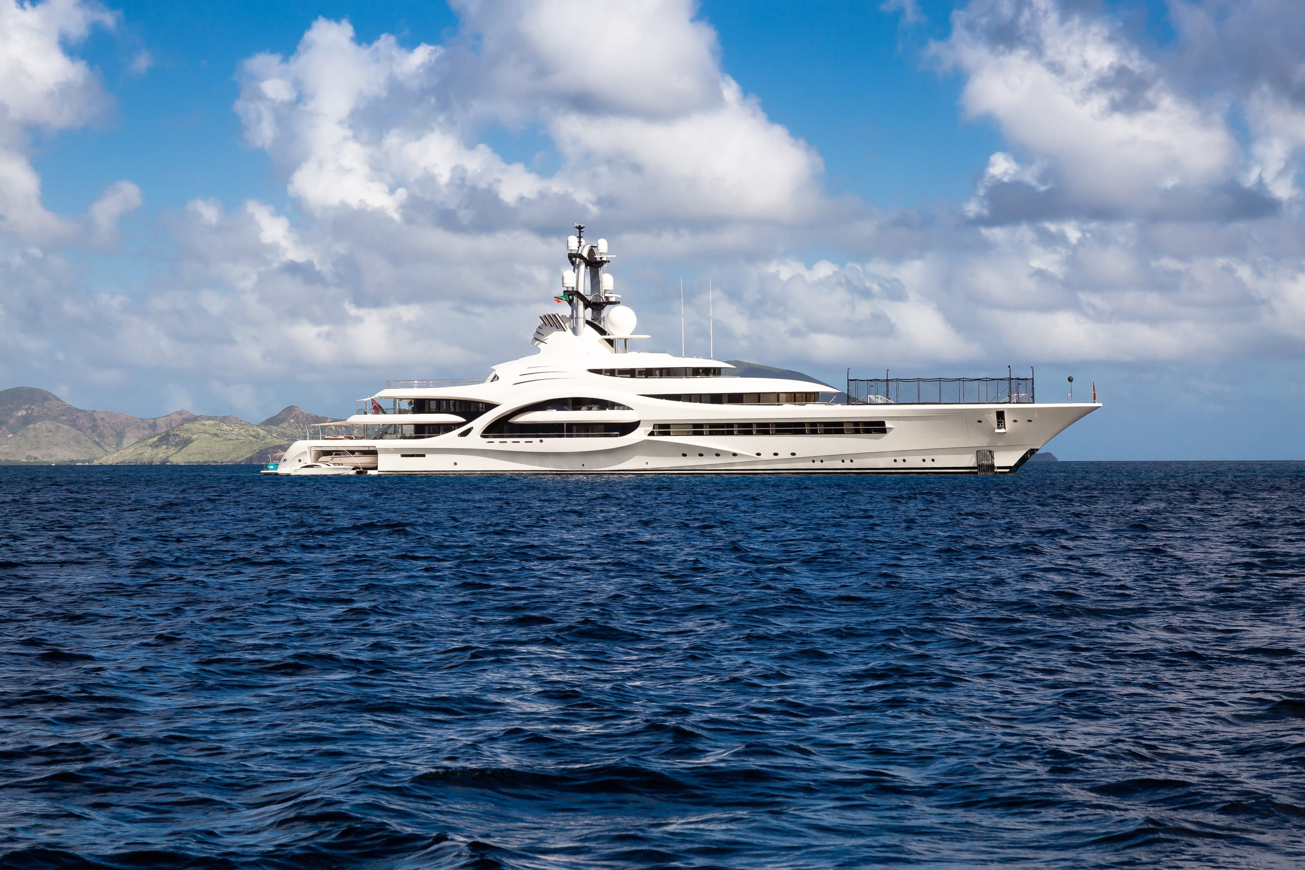 Benetti Oasis 34m